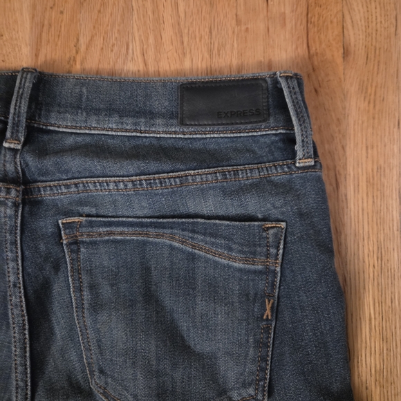 Express Women's Dark Blue Jeans - Picture 5 of 5